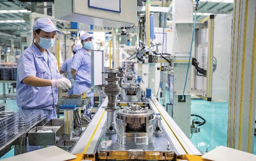 首季經濟開門紅 GDP增長4.8%，企業孵化引擎驅動恢復態勢